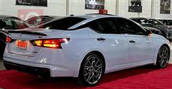 نيسان ألتيما